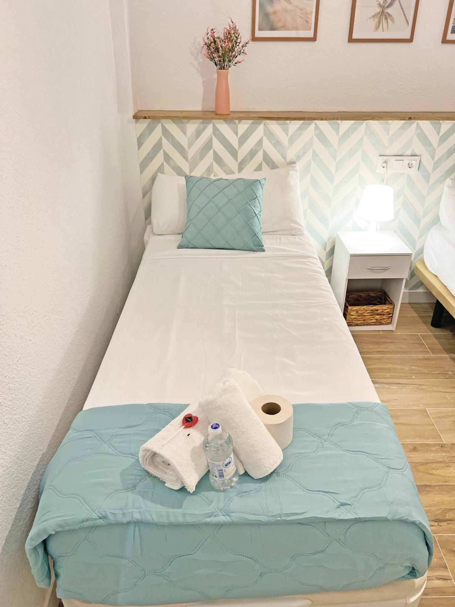 Coqueto Con Piscina, Nuevo A 50M Del Mar, Parking Gratis Appartement El Campello Buitenkant foto