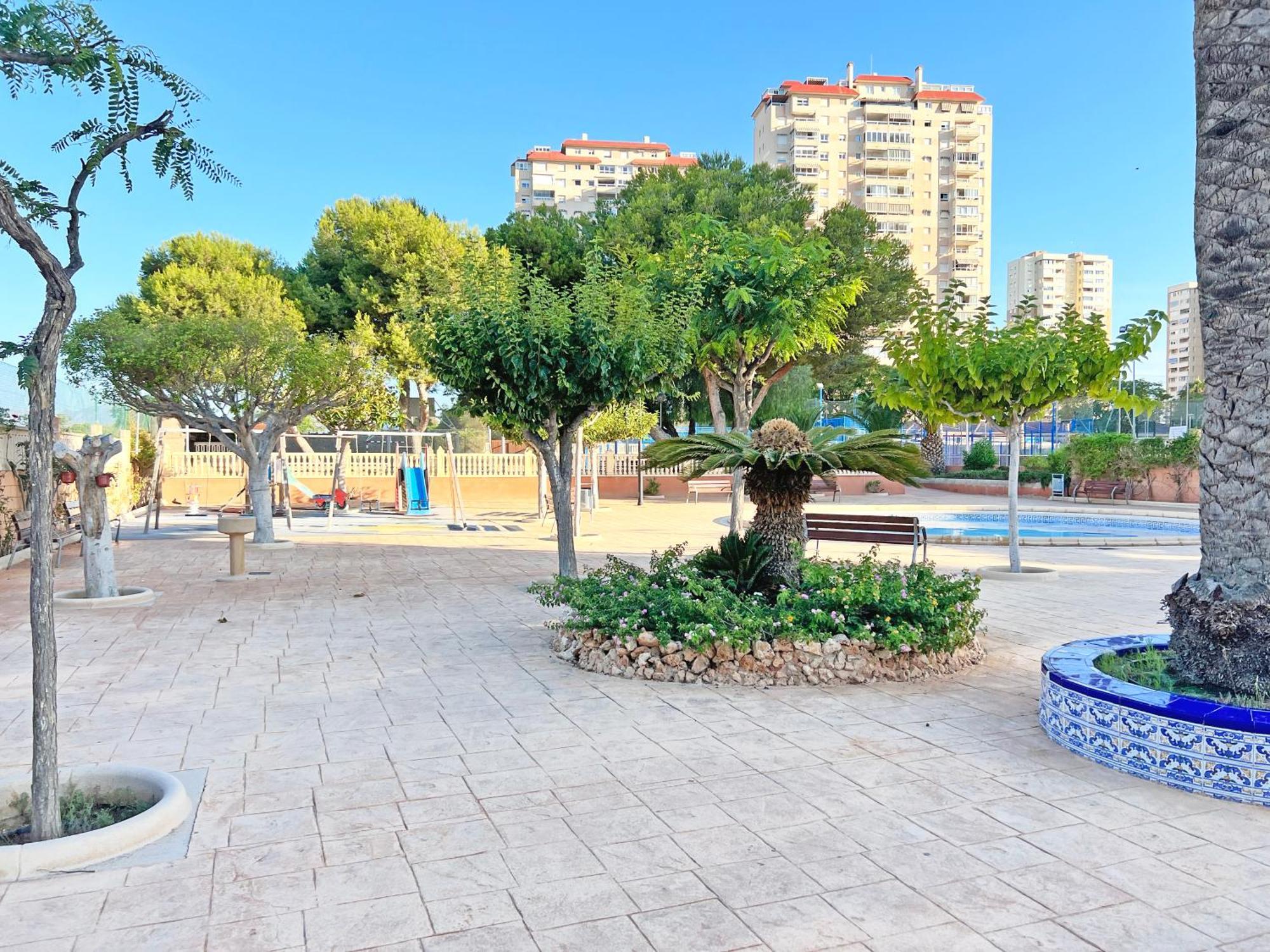 Coqueto Con Piscina, Nuevo A 50M Del Mar, Parking Gratis Appartement El Campello Buitenkant foto